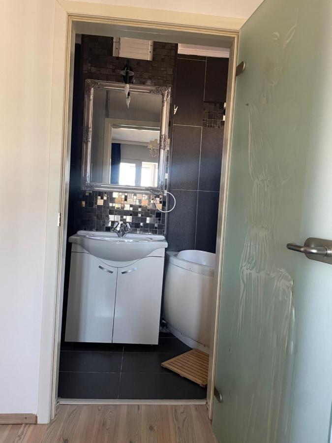 Apartament Cu 3 Dormitoare Jolie.M Daire Galaţi Dış mekan fotoğraf