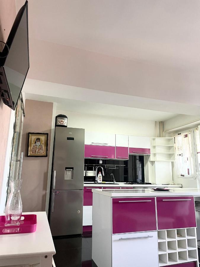 Apartament Cu 3 Dormitoare Jolie.M Daire Galaţi Dış mekan fotoğraf