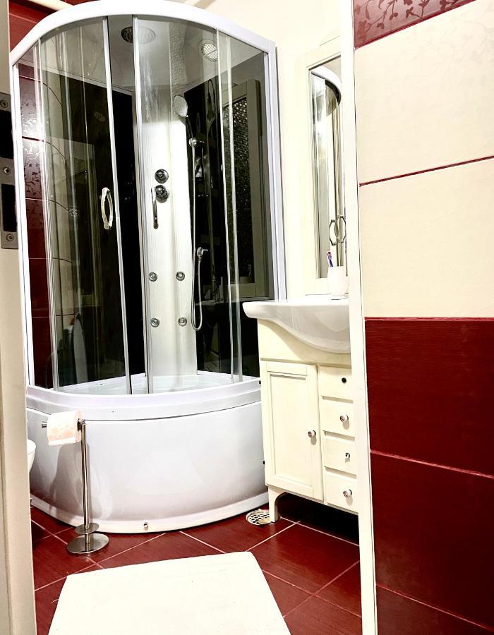 Apartament Cu 3 Dormitoare Jolie.M Daire Galaţi Dış mekan fotoğraf