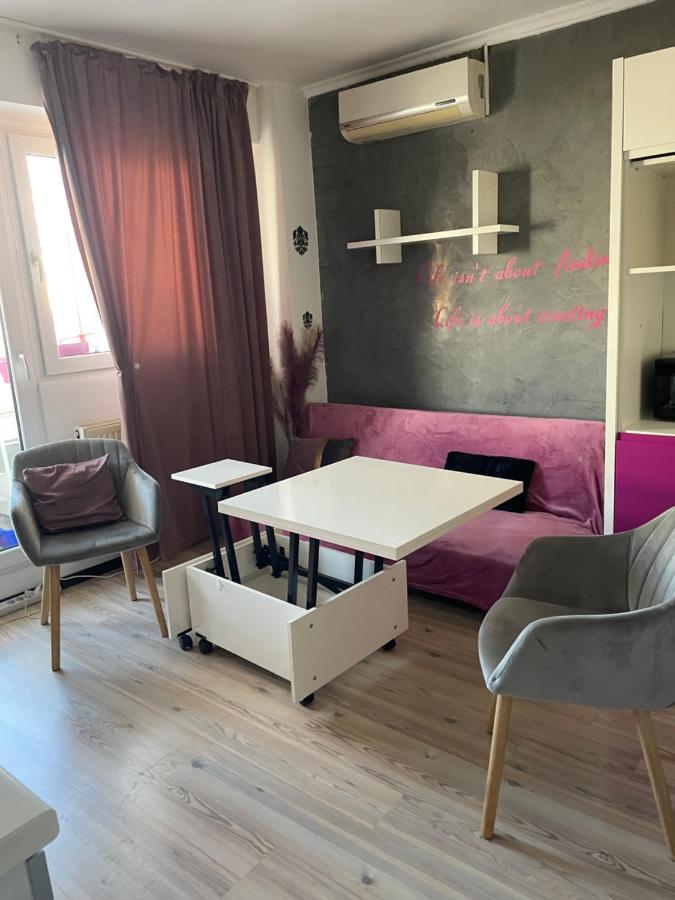Apartament Cu 3 Dormitoare Jolie.M Daire Galaţi Dış mekan fotoğraf